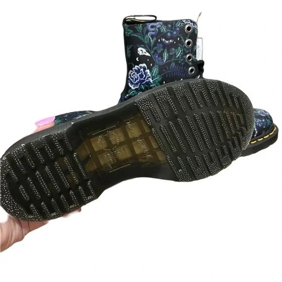 Dr. Martens 1460 Pascal Mystic Floral Lace Up Boot - Picture 6 of 7